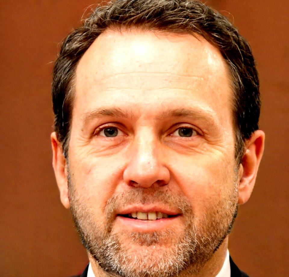 Carlos Martínez